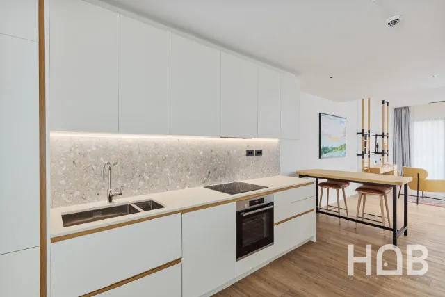 Na prodaju, Stan, 191 m², Tivat