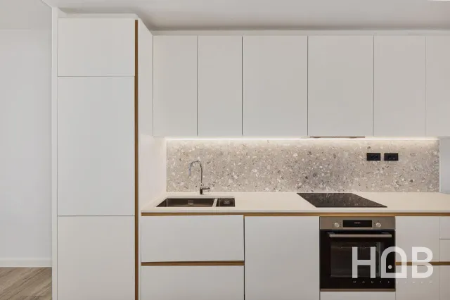 Na prodaju, Stan, 191 m², Tivat