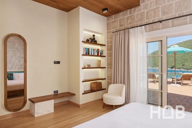 Na prodaju, Vila, 800 m², Herceg Novi