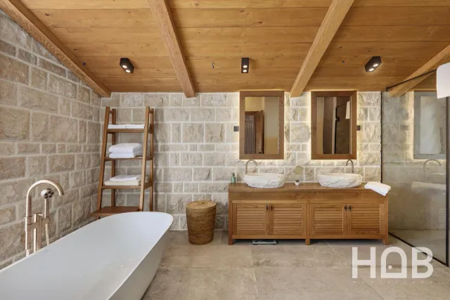 Na prodaju, Vila, 800 m², Herceg Novi