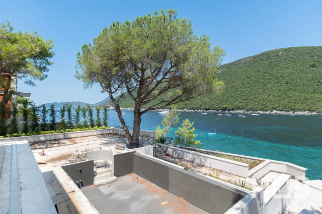 Na prodaju, Vila, 288 m², Herceg Novi
