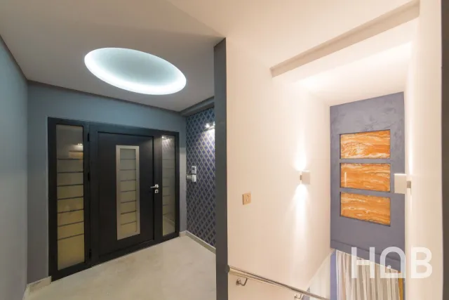 Na prodaju, Vila, 202 m², Tivat