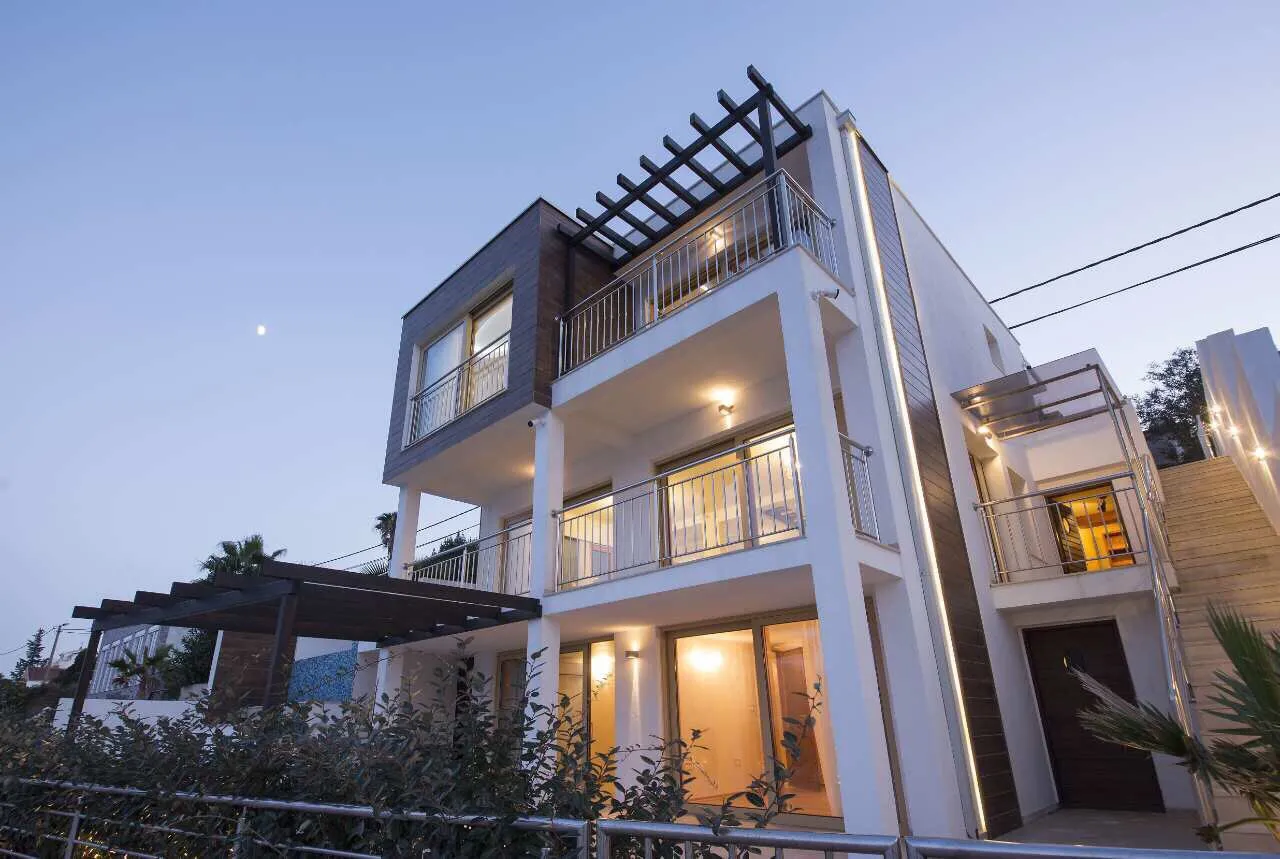 Na prodaju, Vila, 202 m², Tivat