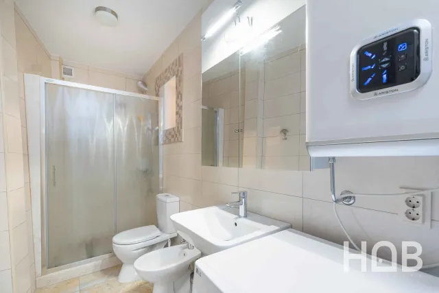Dvosoban stan na prodaju u Budvi, 77 m²