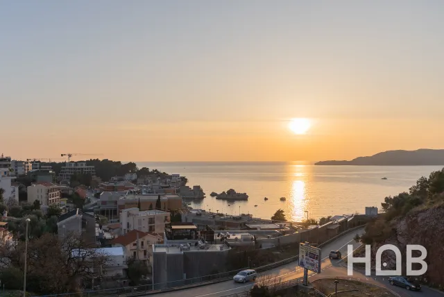 Trosoban stan na prodaju u Budvi, 161 m²
