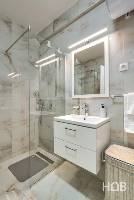 Na prodaju, Stan, 63 m², Tivat