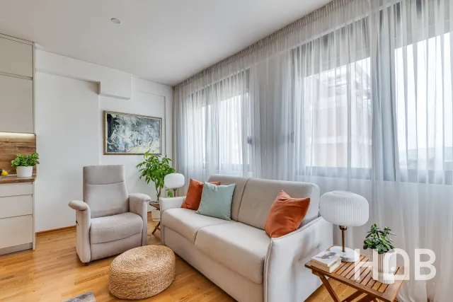 Na prodaju, Stan, 63 m², Tivat