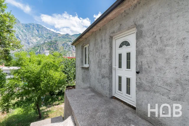 Na prodaju, Kuća, 106 m², Kotor