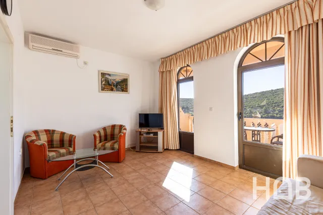 For Sale, Apartment, 65 m², Kotor