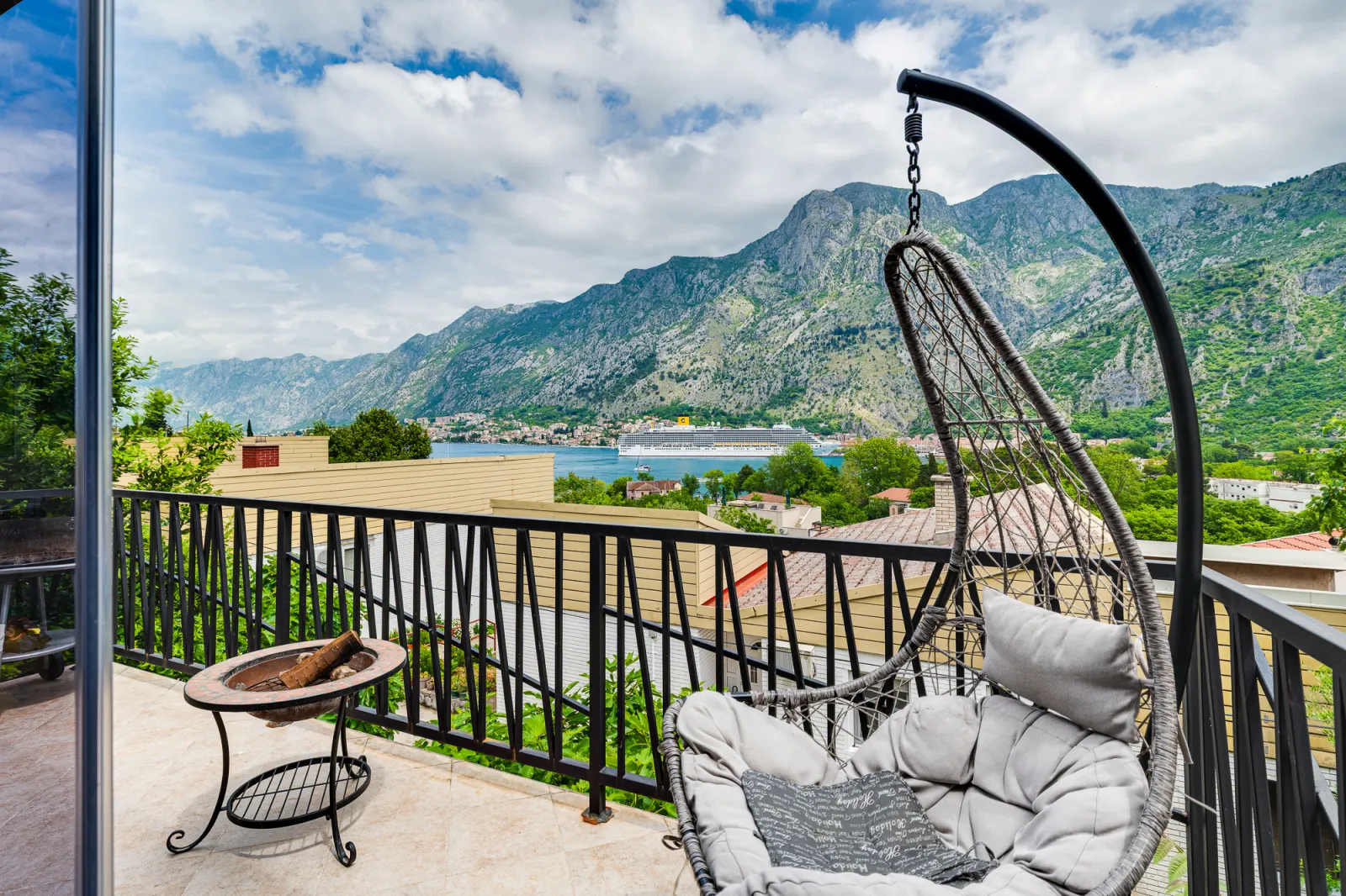 Na prodaju, Kuća, 120 m², Kotor